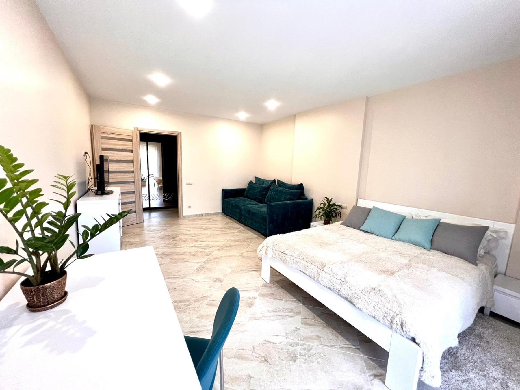 Osapart Comfortable Apartment In A Complex Great Britain Lviv Extérieur photo